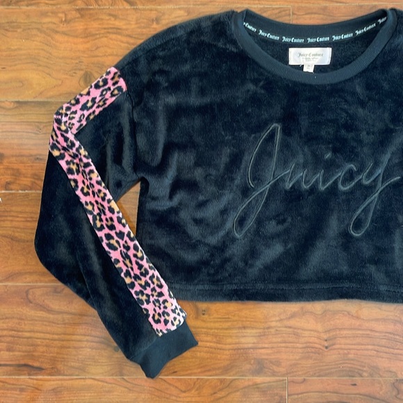 NWT Juicy Couture Black and Pink Fleece Cheetah Print Cropped Long Sleeve Shirt - Picture 3 of 9